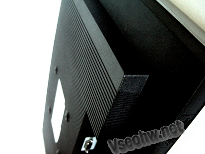 Recenze LCD Eurocase 2002 – 20“ pro nemajetné
