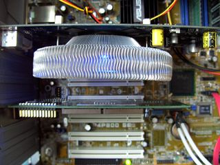 Grafika S3 Trio 64 v mém PC v PCI slotu
