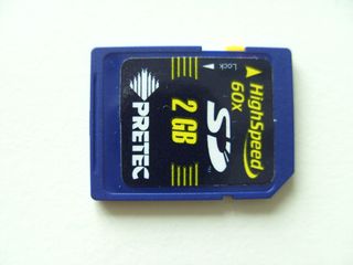 Pretec 2GB SD card 60x HiSpeed - Malávelká SD karta pro všechny