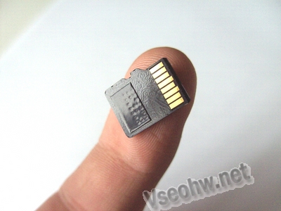 SanDisk MicroSDHC 4GB – Micro? Spíše nano! - $uch@rC – http://vseohw.net