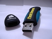 CORSAIR FlashDrive Voyager 4GB