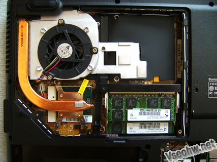 Asus X80L-4P083(P) – Malý, levný a výkonný studentský notebook